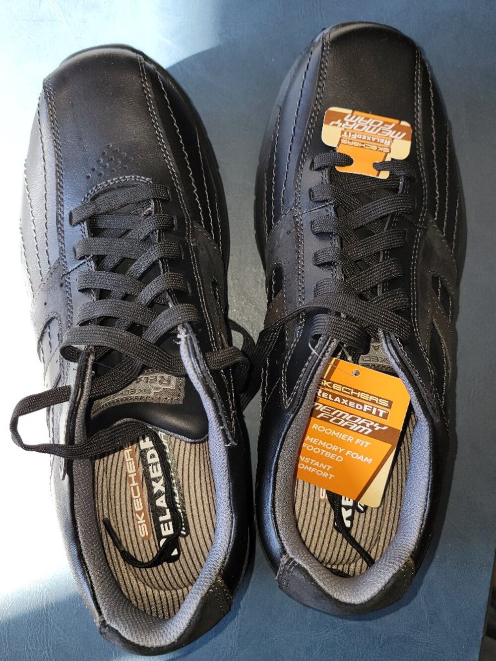 Skechers Memory Foam Relaxed Fit Masen Kruger Leather Sneakers 9.5 Men New